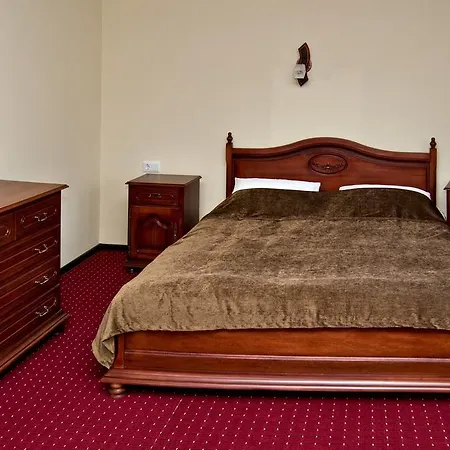 Stupari Hotel Saján