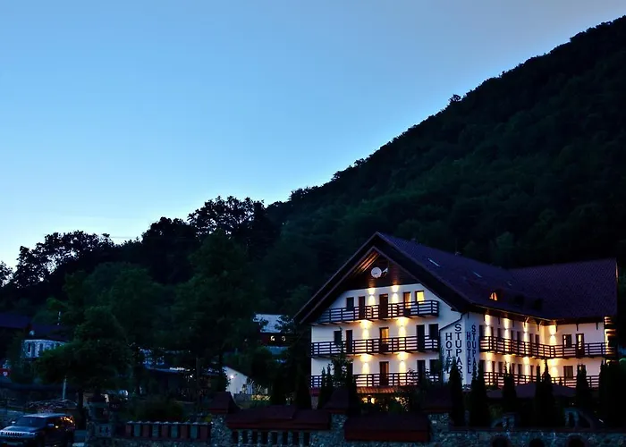 Hotell Stupari 3*