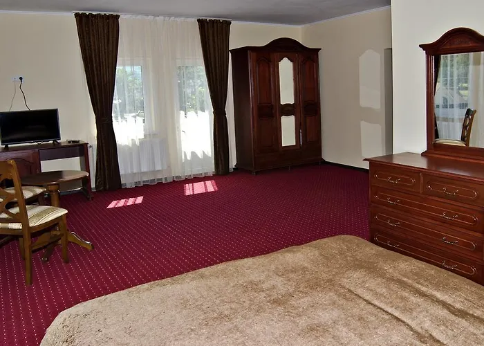 Stupari Hotel Shayan