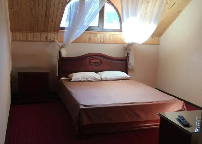Stupari Hotell