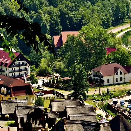 Stupari Hotell 3*