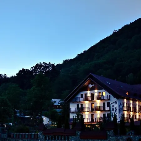 Hotell Stupari 3*